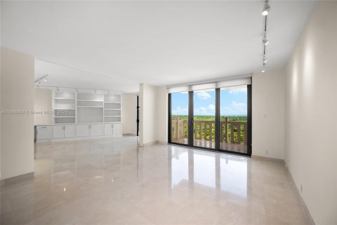 Condominio en alquiler en Key Biscayne, Florida, 2 dormitorios, 130.9 m2 № 1387809 - foto 11