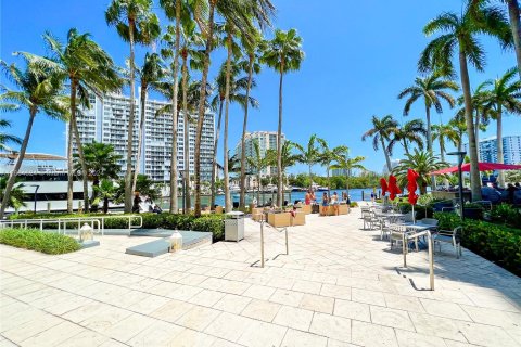 Condo in Fort Lauderdale, Florida, 1 bedroom  № 1387808 - photo 26