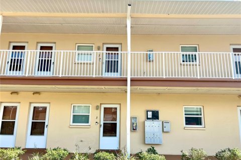 Купить кондоминиум в Порт-Шарлотт, Флорида 4 комнаты, 118.91м2, № 502288 - фото 2