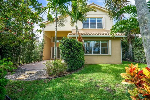 Villa ou maison à vendre à Boynton Beach, Floride: 4 chambres, 282.24 m2 № 542782 - photo 17