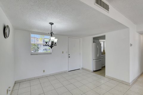 Купить кондоминиум в Палм Спрингс, Флорида 2 спальни, 92.34м2, № 666943 - фото 13