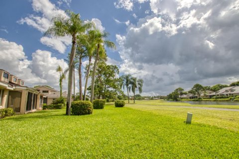 Villa ou maison à vendre à Lake Worth, Floride: 3 chambres, 205.5 m2 № 682295 - photo 1