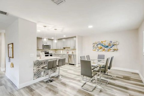 Appartement à louer à Palm Beach Shores, Floride: 1 chambre, 501.67 m2 № 452577 - photo 29