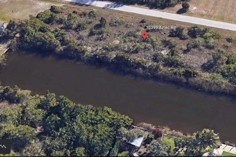 Terreno en venta en Port Charlotte, Florida № 1142838 - foto 1