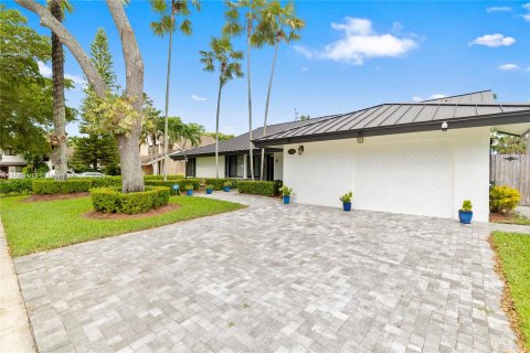 Casa en venta en Miami, Florida, 4 dormitorios, 193.14 m2 № 1388156 - foto 4