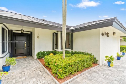 Casa en venta en Miami, Florida, 4 dormitorios, 193.14 m2 № 1388156 - foto 5