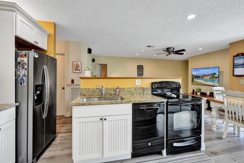 Casa en venta en Coral Springs, Florida, 4 dormitorios, 190.17 m2 № 1155640 - foto 30