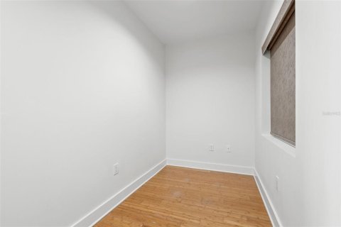 Condo in Saint Petersburg, Florida, 1 bedroom  № 1371238 - photo 19