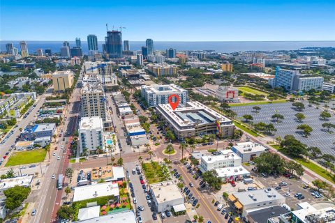 Condo in Saint Petersburg, Florida, 1 bedroom  № 1371238 - photo 4