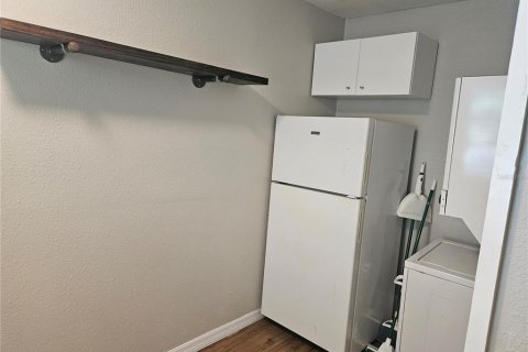 Apartamento en alquiler en Saint Petersburg, Florida, 1 dormitorio, 32.52 m2 № 1358000 - foto 12