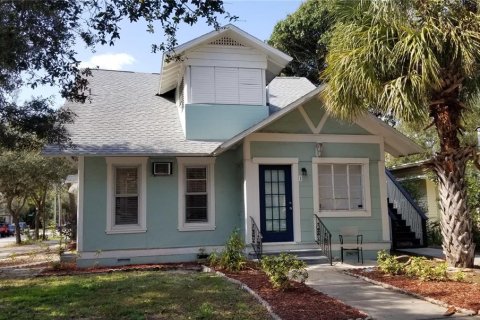 Apartamento en alquiler en Saint Petersburg, Florida, 1 dormitorio, 32.52 m2 № 1358000 - foto 1