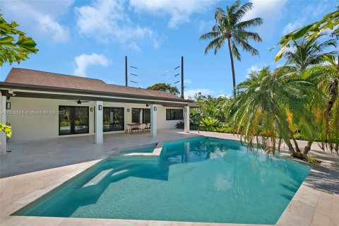 Villa ou maison à vendre à Palmetto Bay, Floride: 4 chambres, 234.58 m2 № 956206 - photo 29