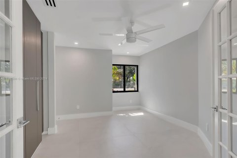 Casa en venta en Palmetto Bay, Florida, 4 dormitorios, 234.58 m2 № 956206 - foto 23