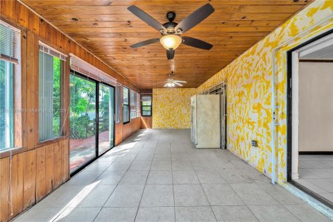 Casa en venta en Miami, Florida, 4 dormitorios, 181.44 m2 № 1305856 - foto 24