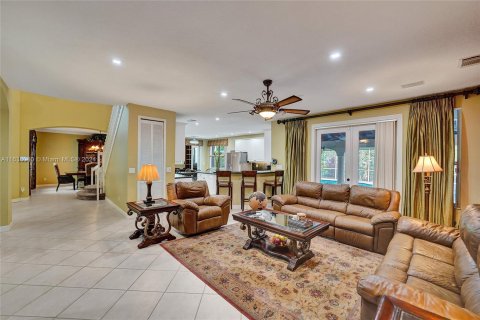 Casa en venta en Miramar, Florida, 5 dormitorios, 349.68 m2 № 1305854 - foto 30