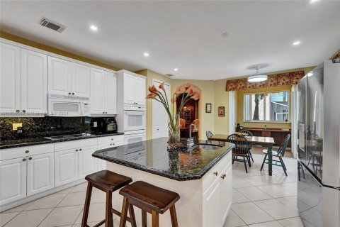 Casa en venta en Miramar, Florida, 5 dormitorios, 349.68 m2 № 1305854 - foto 25