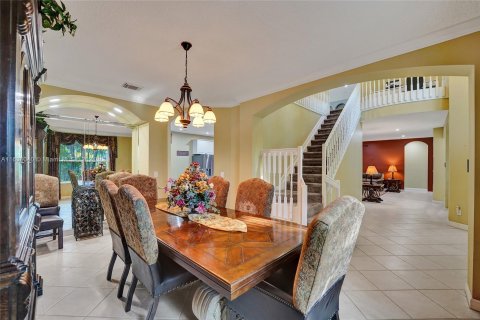 Casa en venta en Miramar, Florida, 5 dormitorios, 349.68 m2 № 1305854 - foto 11