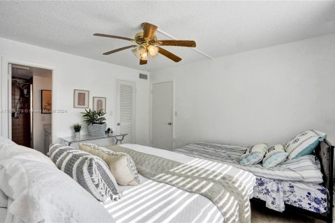 Copropriété à vendre à Sunrise, Floride: 2 chambres, 78.97 m2 № 981357 - photo 23