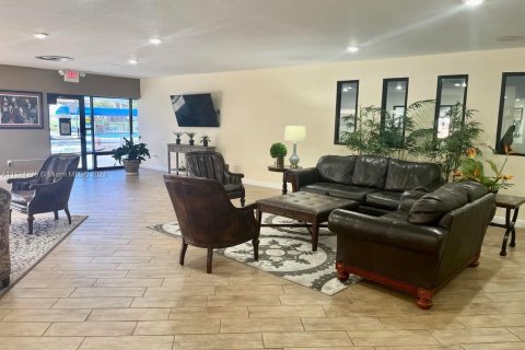 Condominio en venta en Sunrise, Florida, 2 dormitorios, 78.97 m2 № 981357 - foto 30