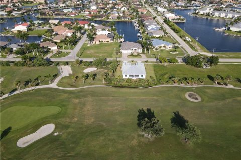 Villa ou maison à vendre à Punta Gorda, Floride: 3 chambres, 115.57 m2 № 1341315 - photo 11