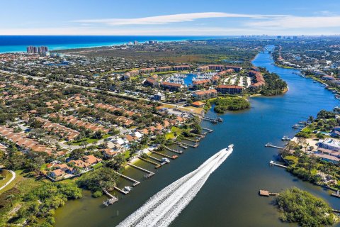 Condo in Jupiter, Florida, 2 bedrooms  № 1097587 - photo 14