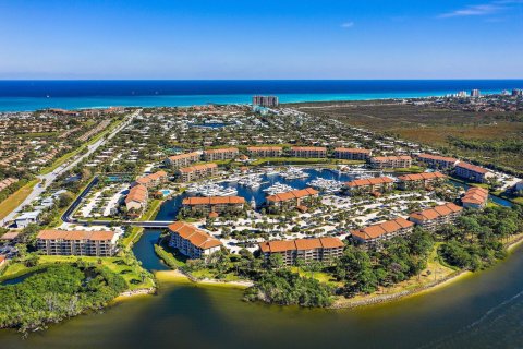 Condo in Jupiter, Florida, 2 bedrooms  № 1097587 - photo 12