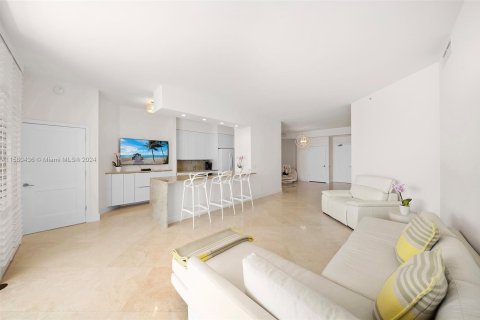 Condo in Miami Beach, Florida, 2 bedrooms  № 1161182 - photo 11