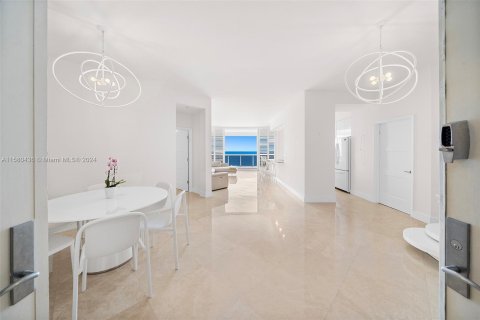 Condo in Miami Beach, Florida, 2 bedrooms  № 1161182 - photo 4