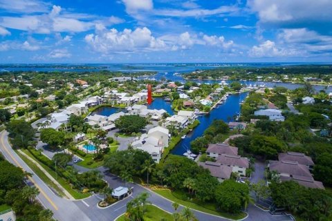 Condo in Stuart, Florida, 2 bedrooms  № 970389 - photo 13