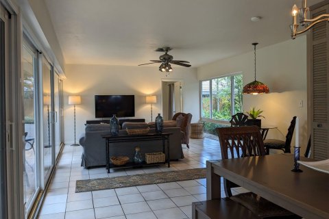 Villa ou maison à louer à Fort Lauderdale, Floride: 3 chambres, 157.93 m2 № 777040 - photo 6