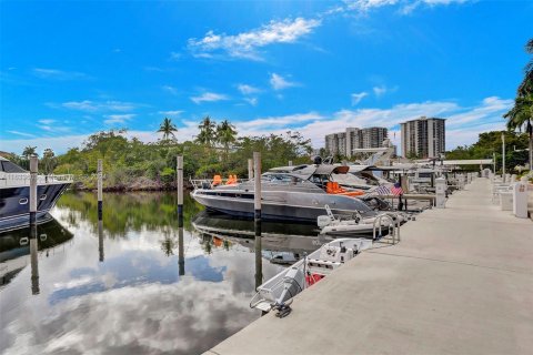 Condo in Aventura, Florida, 3 bedrooms  № 1294097 - photo 13