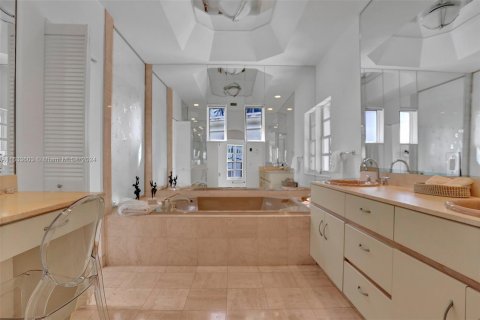 Condo in Aventura, Florida, 3 bedrooms  № 1294097 - photo 8