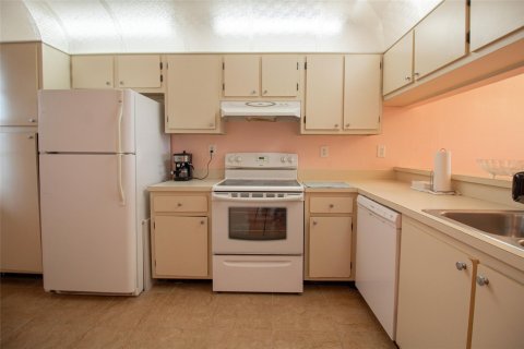 Condominio en venta en Pompano Beach, Florida, 2 dormitorios, 97.36 m2 № 1189569 - foto 11