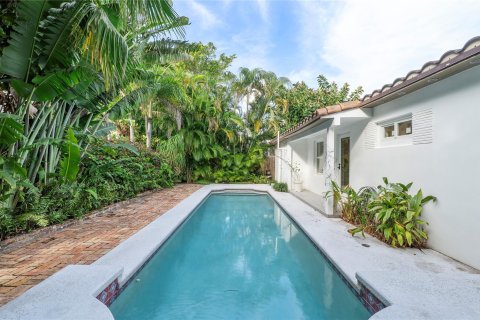 House in Fort Lauderdale, Florida 3 bedrooms, 139.35 sq.m. № 1080707 - photo 5