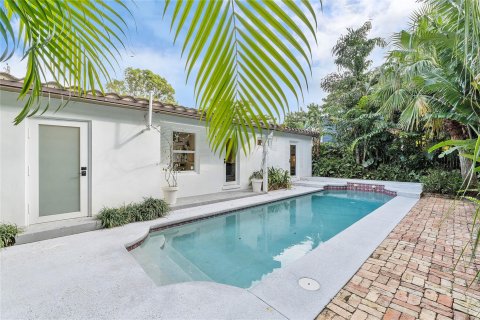 House in Fort Lauderdale, Florida 3 bedrooms, 139.35 sq.m. № 1080707 - photo 4