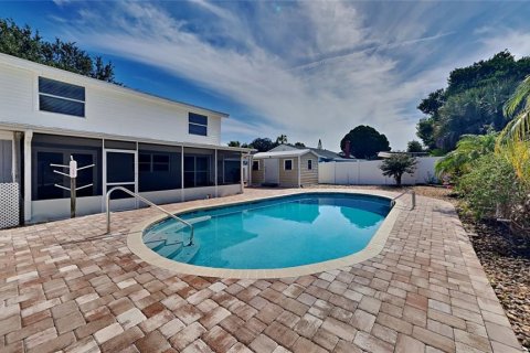 Casa en venta en Tampa, Florida, 3 dormitorios, 144.18 m2 № 1307689 - foto 4