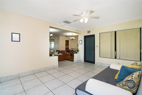 Casa en venta en Hollywood, Florida, 3 dormitorios, 199.37 m2 № 653375 - foto 17