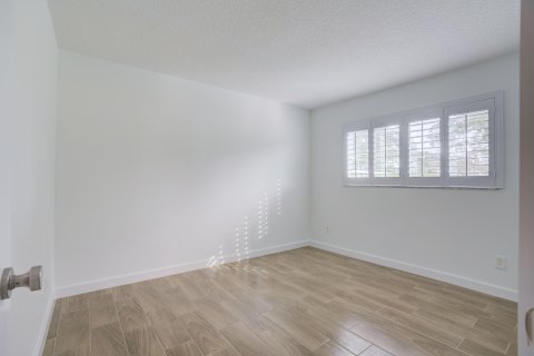 Condo in Jupiter, Florida, 2 bedrooms  № 956964 - photo 5