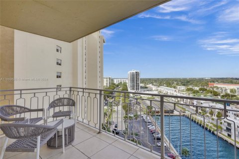 Condominio en venta en Miami, Florida, 1 dormitorio, 79.99 m2 № 1411981 - foto 7