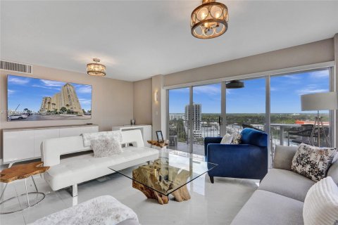 Condominio en venta en Miami, Florida, 1 dormitorio, 79.99 m2 № 1411981 - foto 11