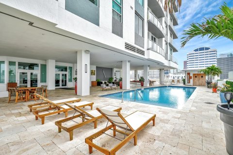 Condo in Fort Lauderdale, Florida, 2 bedrooms  № 984047 - photo 8