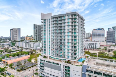 Condo in Fort Lauderdale, Florida, 2 bedrooms  № 984047 - photo 21