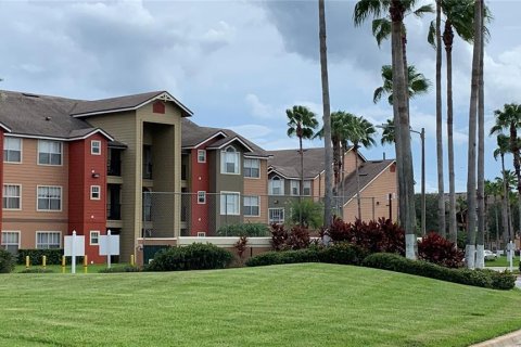 Condo in Kissimmee, Florida, 2 bedrooms  № 1387058 - photo 11