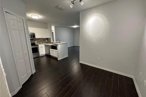 Copropriété à louer à Orlando, Floride: 3 chambres, 111.02 m2 № 1355876 - photo 2