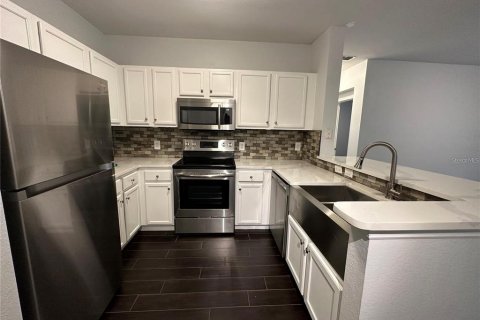 Condominio en alquiler en Orlando, Florida, 3 dormitorios, 111.02 m2 № 1355876 - foto 5