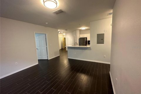 Condominio en alquiler en Orlando, Florida, 3 dormitorios, 111.02 m2 № 1355876 - foto 7