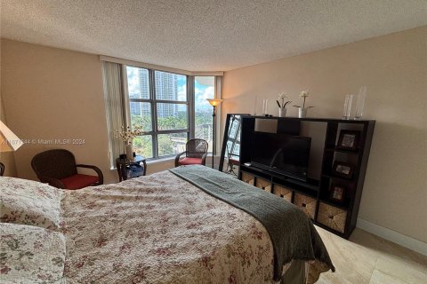 Condo in Aventura, Florida, 2 bedrooms  № 1421758 - photo 6