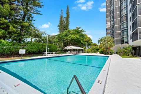 Condominio en venta en Aventura, Florida, 2 dormitorios, 101.82 m2 № 1316205 - foto 22