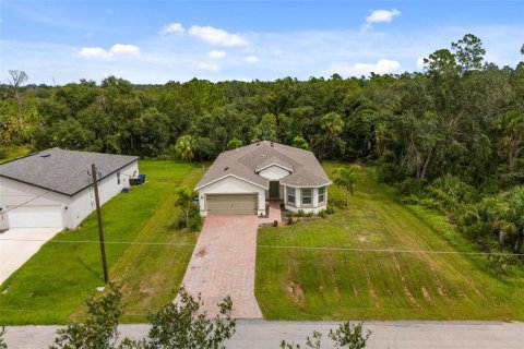 House in North Port, Florida 3 bedrooms, 163.14 sq.m. № 1381107 - photo 2