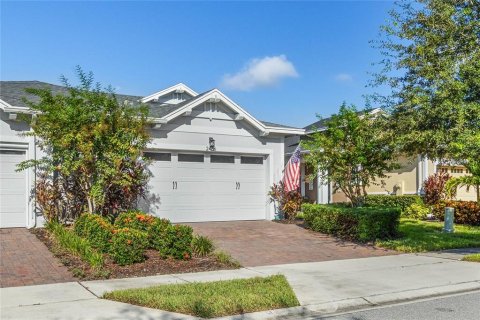 Dúplex en venta en Saint Cloud, Florida, 2 dormitorios, 136.01 m2 № 1381138 - foto 2